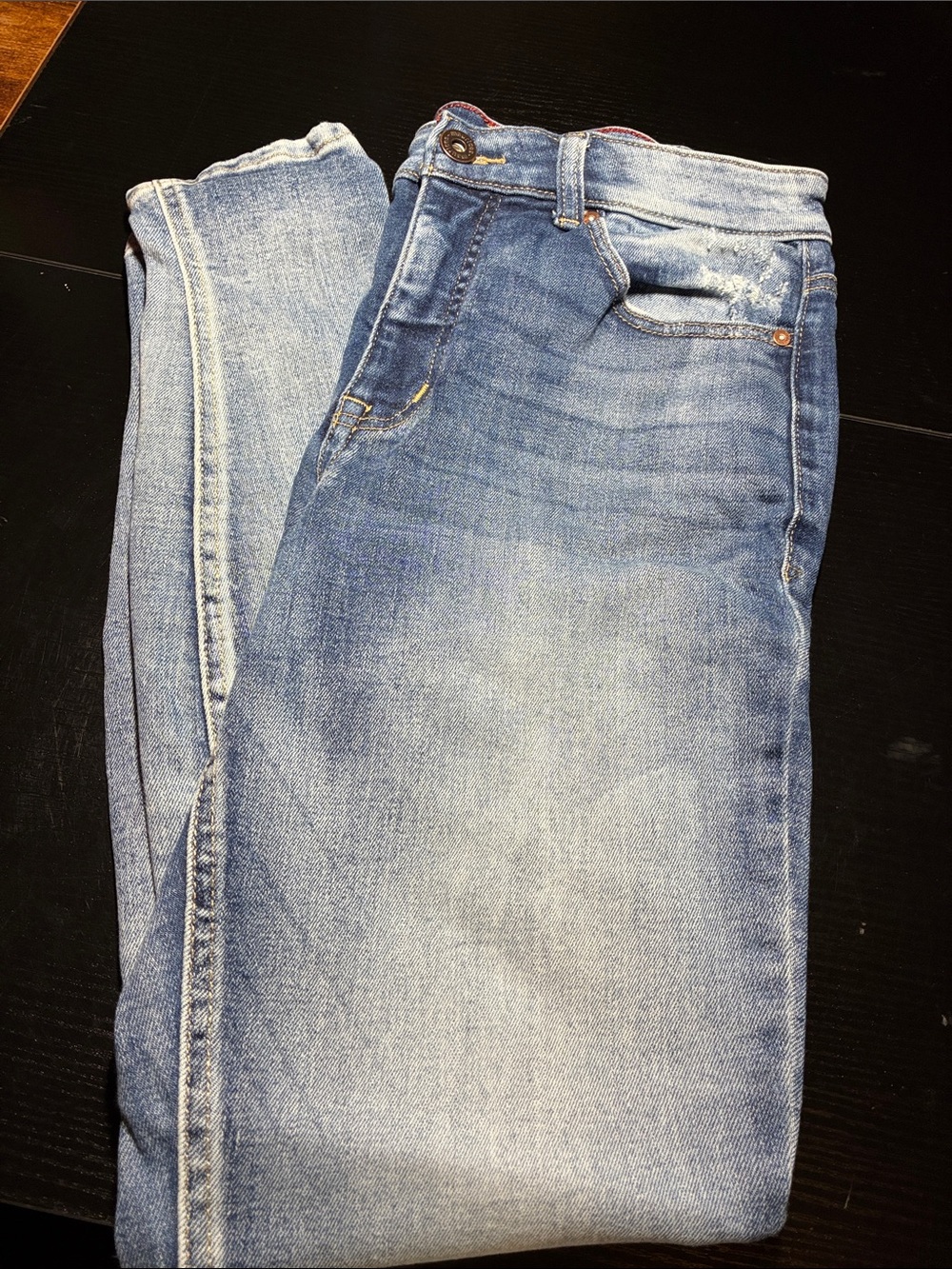 Maurices Women's Skinny Jeans in Light Blue Wash